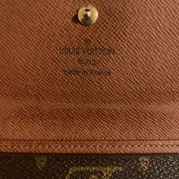 LV MONOGRAM SHORT WALLET - Picture 2 of 10